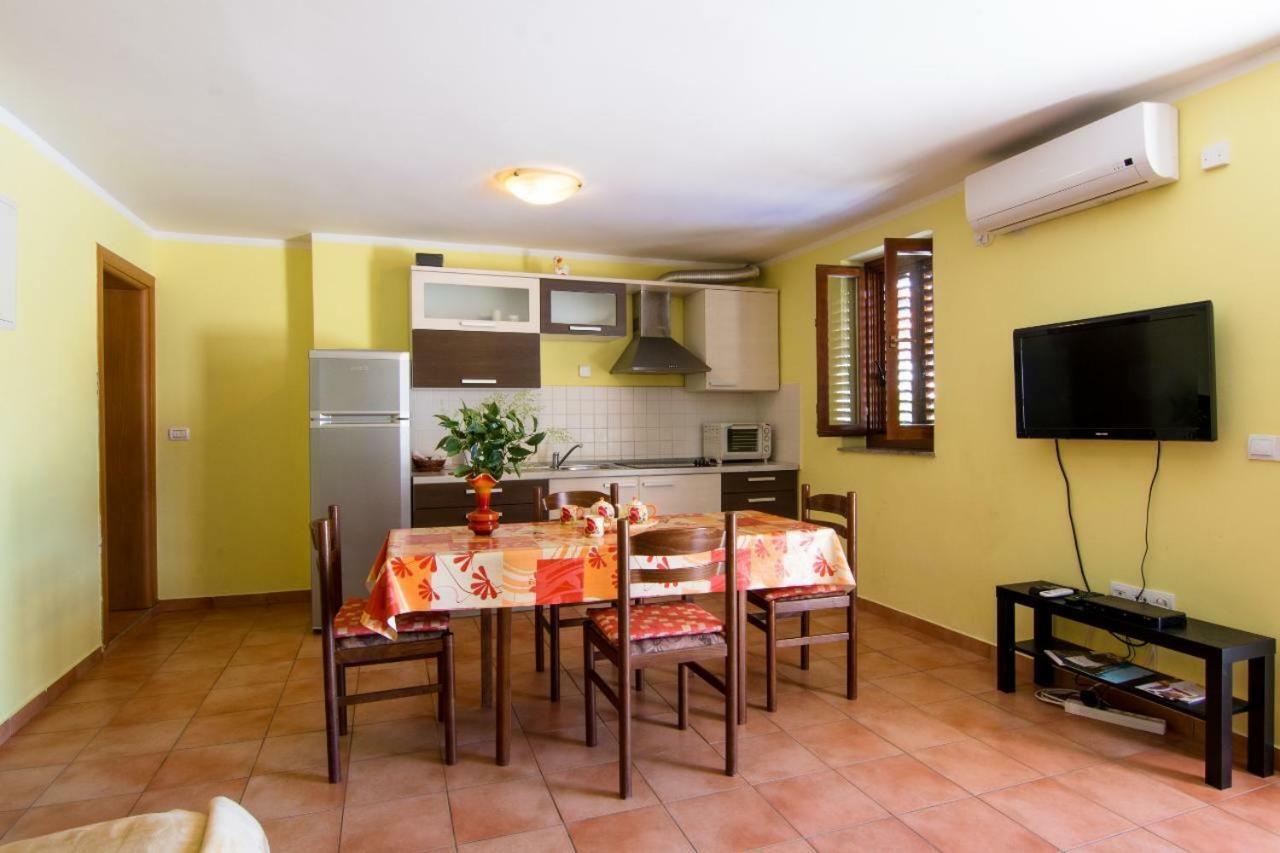 Apartments Villa Forida Mali Lošinj Exterior foto